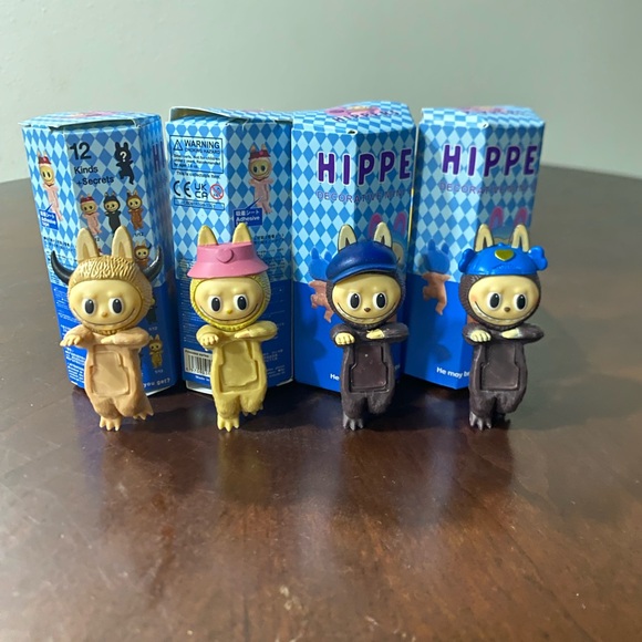 Labubu hippers Collectible Figurines Set - Picture 1 of 1